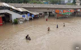 राष्ट्रीय राजधानी दिल्ली में एक बार फिर बाढ़ का खतरा