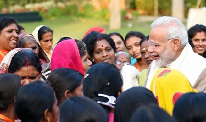 पीएम मोदी के कल के प्रयागराज में होने वाले कार्यक्रम में आखिर क्यो जुड़ेगी 2 लाख महिलाएं- जानियें